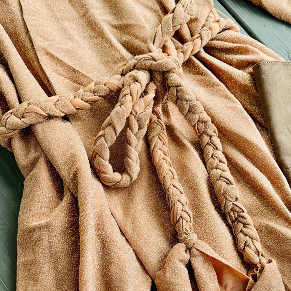 Apricot dress - Picture 2 of 4